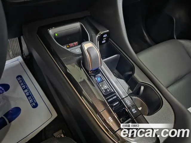 Toyota Crown 2025 — фото 17