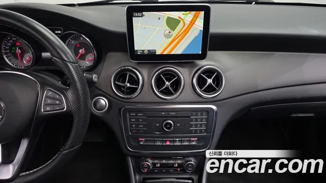 Mercedes-Benz CLA-Class 2015 — фото 15