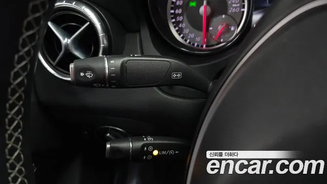 Mercedes-Benz CLA-Class 2015 — фото 17