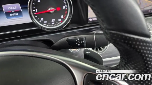 Mercedes-Benz E-Class 2018 — фото 12