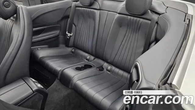 Mercedes-Benz E-Class 2018 — фото 16