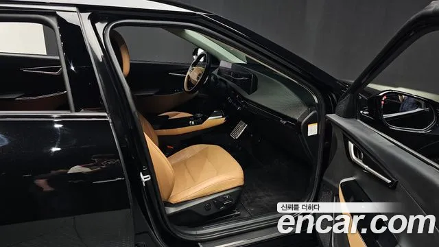 Kia EV6 2023 — фото 16