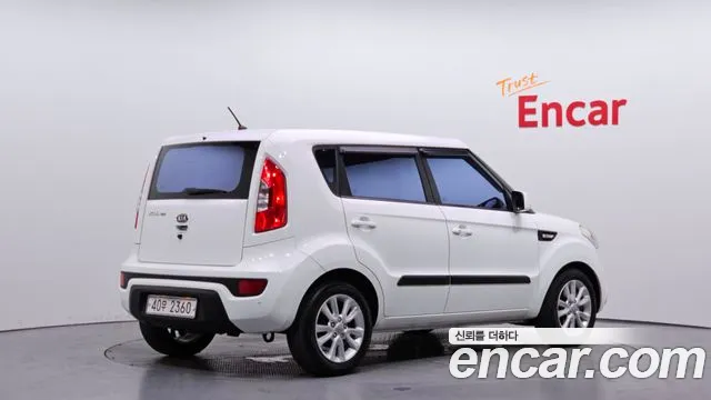Kia Soul 2012 — фото 2