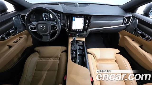 Volvo V90 2018 — фото 10