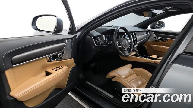 Volvo V90 2018 — фото 13
