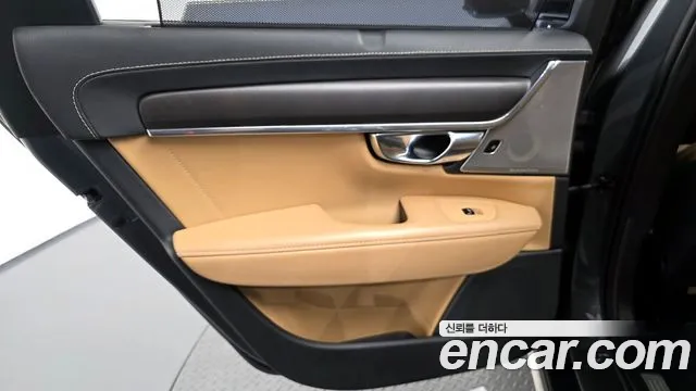 Volvo V90 2018 — фото 15