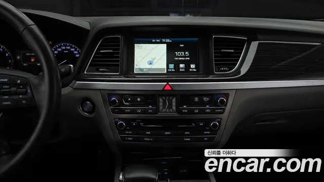 Hyundai Genesis 2015 — фото 13