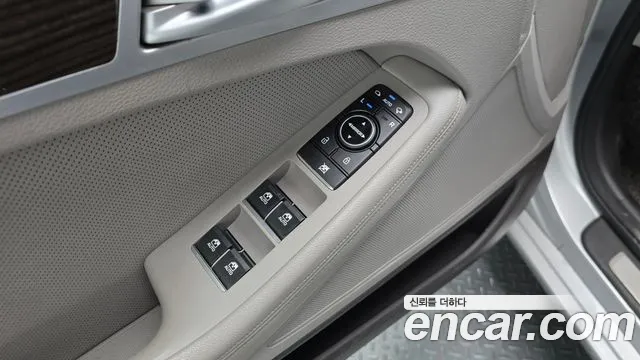 Hyundai Genesis 2015 — фото 15