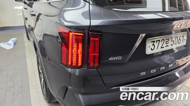 Kia Sorento 2022 — фото 9