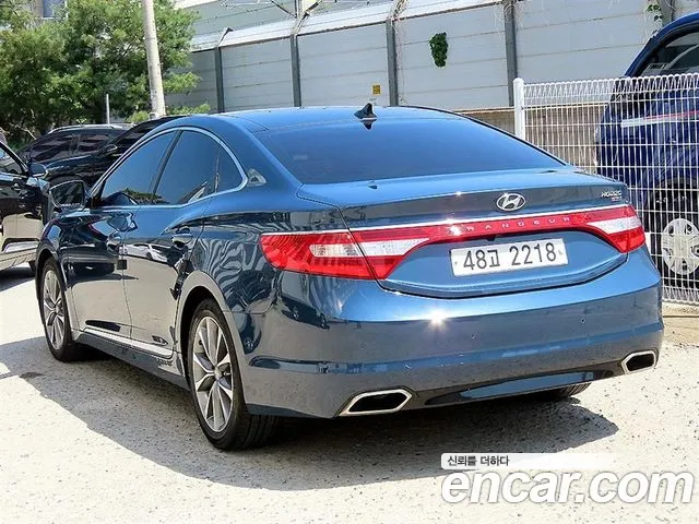Hyundai Grandeur 2015 — фото 3