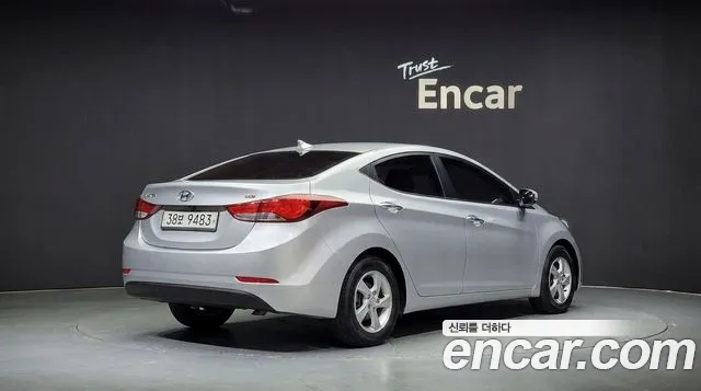 Hyundai AVANTE 2015 — фото 2