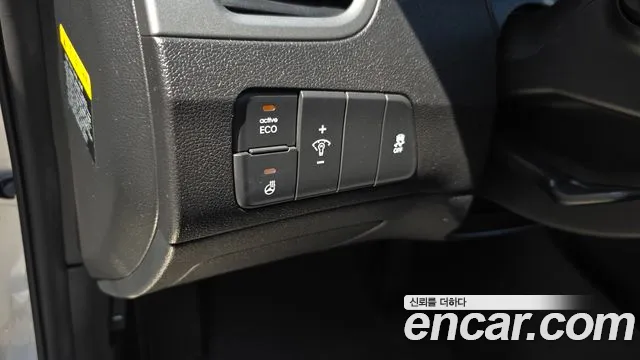 Hyundai AVANTE 2015 — фото 18