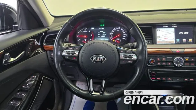 Kia K7 2017 — фото 14