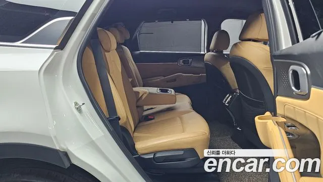Kia Sorento 2021 — фото 11