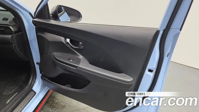 Hyundai Veloster 2019 — фото 14