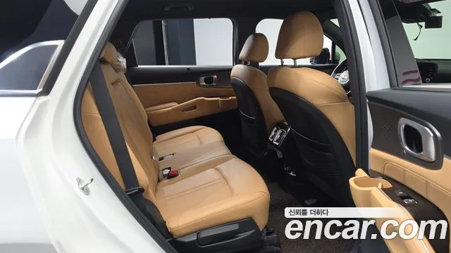 Kia Sorento 2021 — фото 17