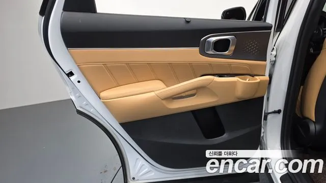 Kia Sorento 2021 — фото 15