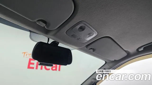 Hyundai Starex 2019 — фото 19
