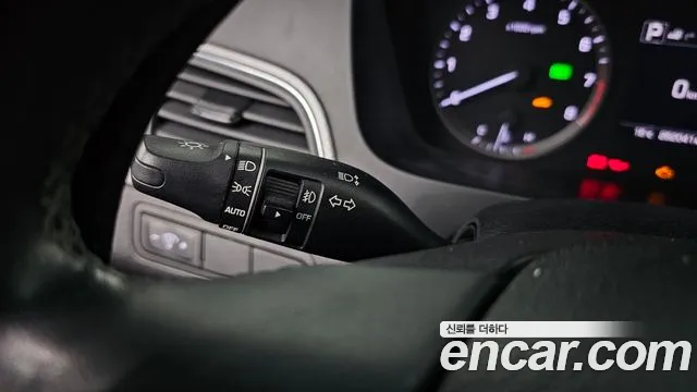 Hyundai Sonata 2016 — фото 17