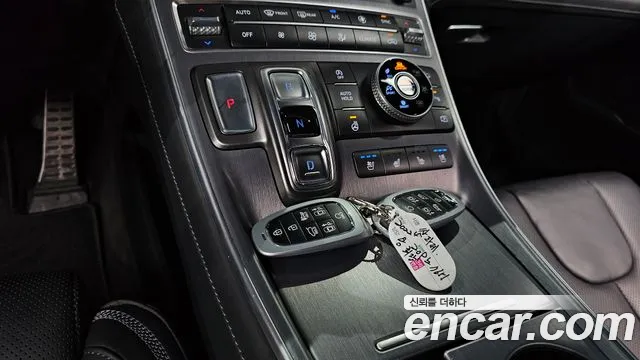 Hyundai Santafe 2022 — фото 12