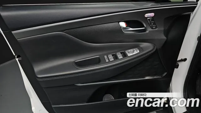 Hyundai Santafe 2022 — фото 14