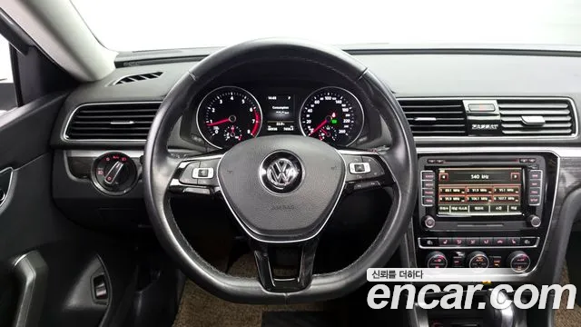 Volkswagen Passat 2018 — фото 19