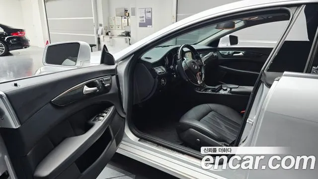 Mercedes-Benz CLS-Class 2013 — фото 10