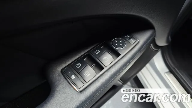 Mercedes-Benz CLS-Class 2013 — фото 14