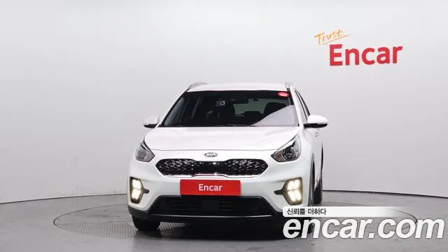 Kia Niro 2021 — фото 3