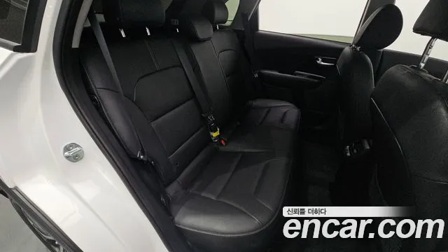 Kia Niro 2021 — фото 18