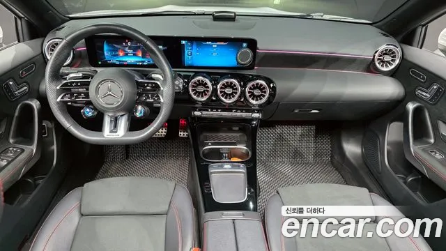 Mercedes-Benz A-Class 2024 — фото 10