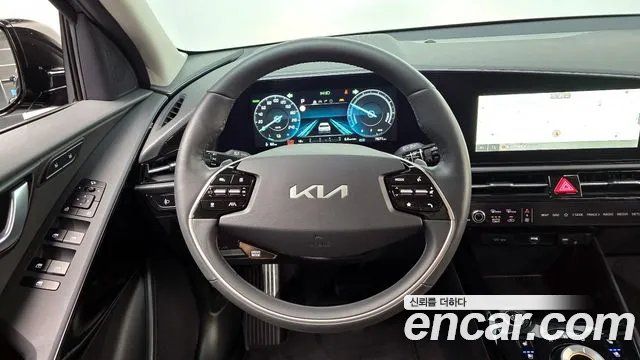 Kia Niro 2024 — фото 17