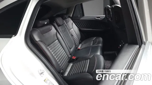 Mercedes-Benz GLE-Class 2017 — фото 12
