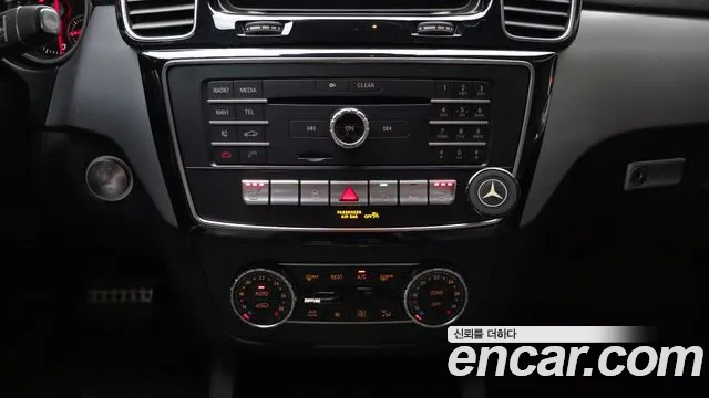 Mercedes-Benz GLE-Class 2017 — фото 16
