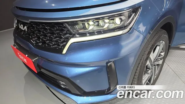 Kia Sorento 2022 — фото 8