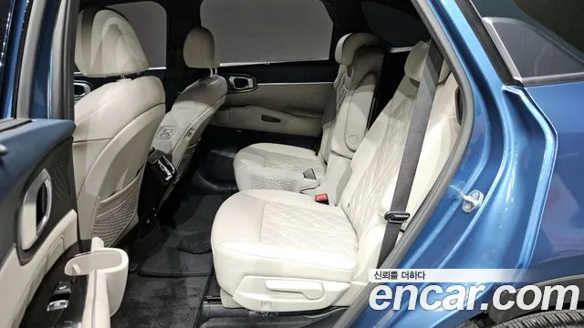 Kia Sorento 2022 — фото 16