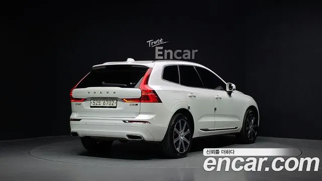 Volvo XC60 2019 — фото 2