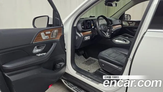 Mercedes-Benz GLE-Class 2021 — фото 13