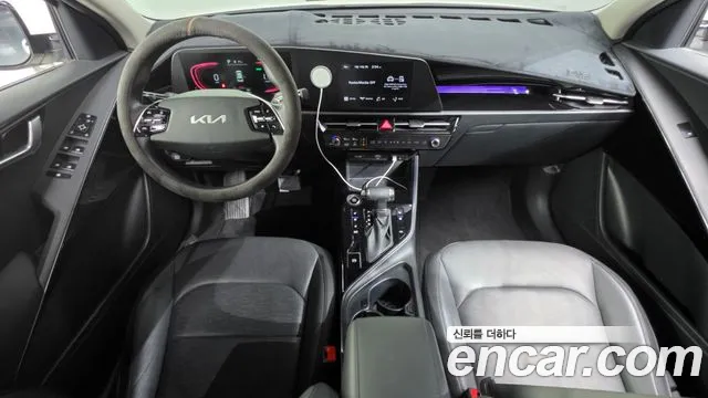 Kia Niro 2022 — фото 10