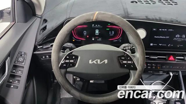 Kia Niro 2022 — фото 19