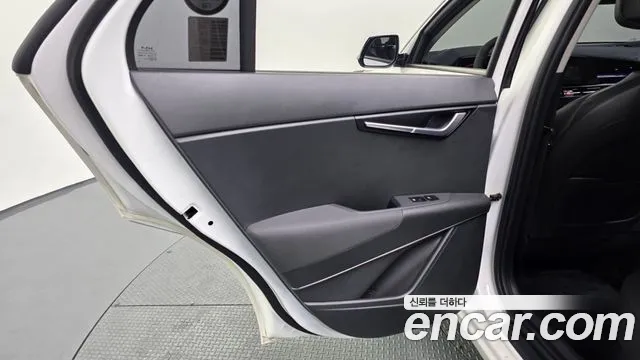 Kia Niro 2022 — фото 15