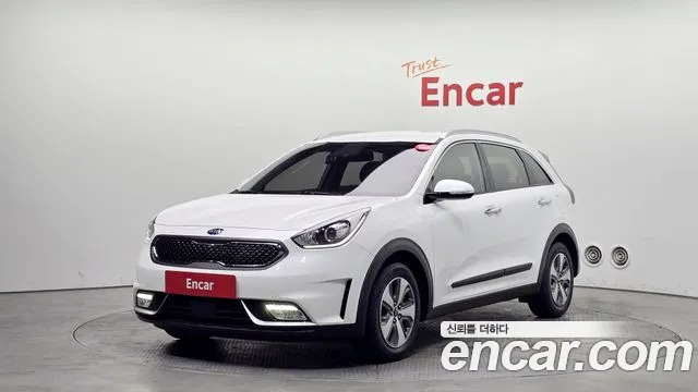 Kia Niro 2018 — фото 1