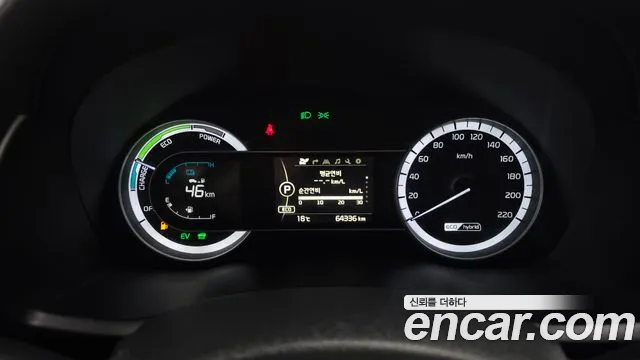 Kia Niro 2018 — фото 11