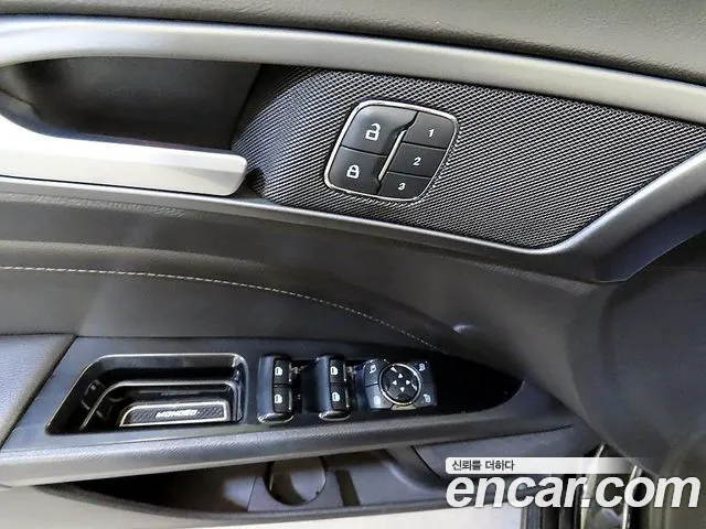 Ford Fusion 2014 — фото 13