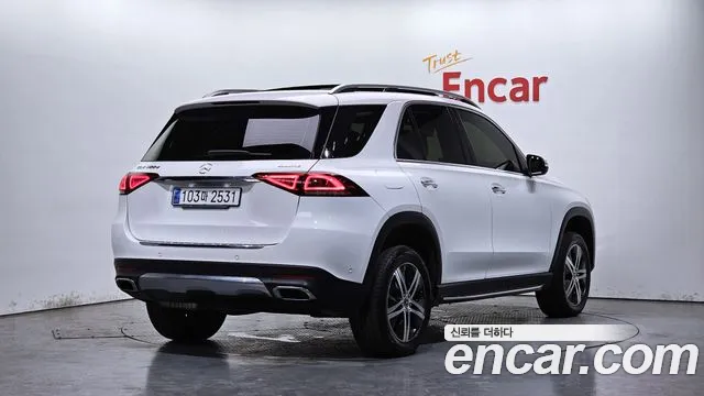 Mercedes-Benz GLE-Class 2020 — фото 2