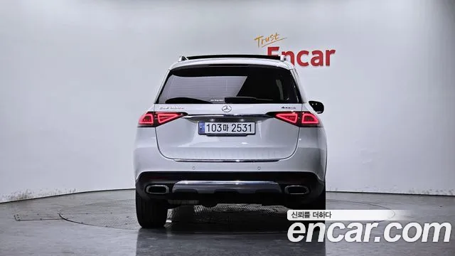 Mercedes-Benz GLE-Class 2020 — фото 4