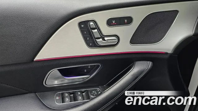 Mercedes-Benz GLE-Class 2020 — фото 17