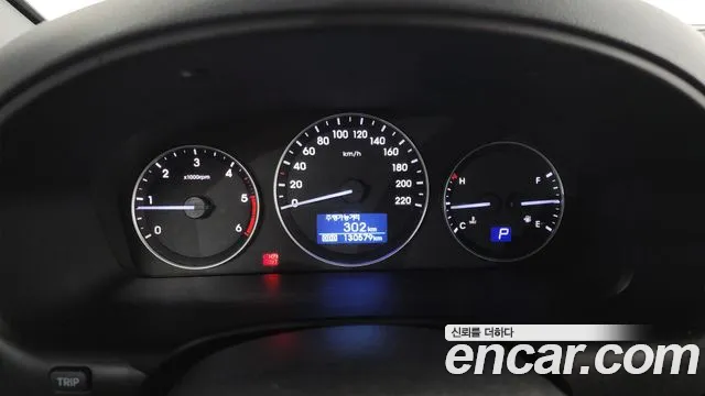 Hyundai Starex 2019 — фото 11