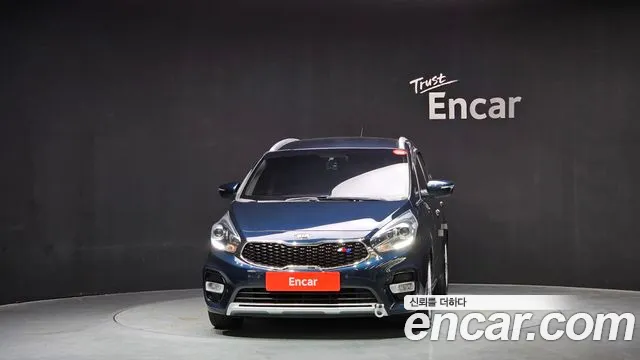 Kia Carens 2018 — фото 3