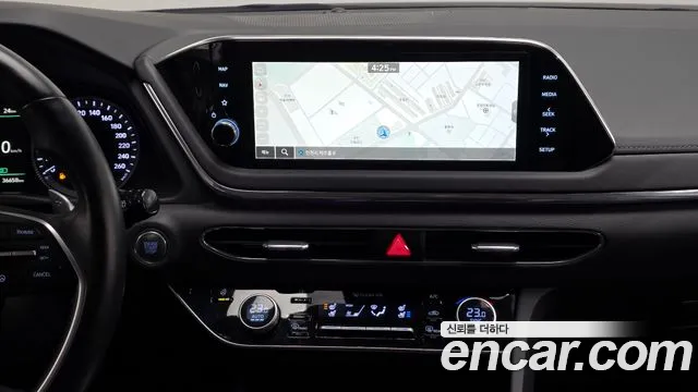 Hyundai Sonata 2022 — фото 14